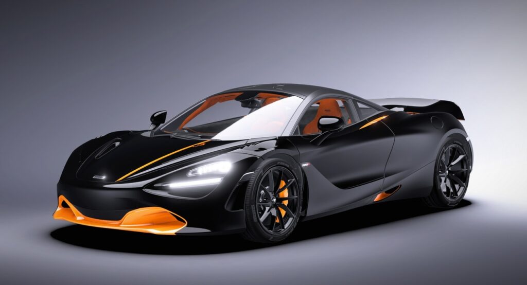 McLaren 720S Canada 10th Anniversary MSO: nuova versione speciale della supercar