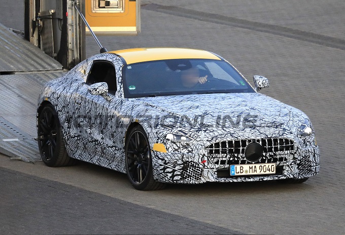 Mercedes-AMG GT 2023: VIDEO SPIA della nuova generazione