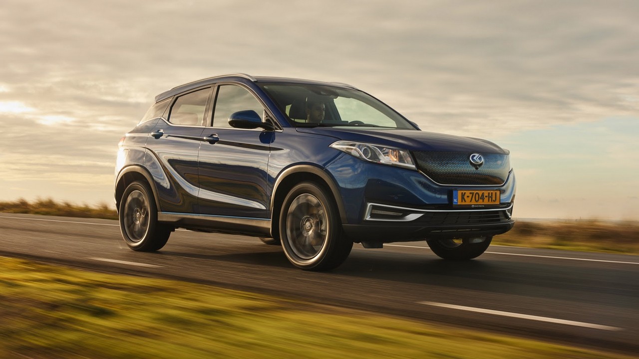 Seres 3: il nuovo listino del SUV elettrico parte da 36.550 euro