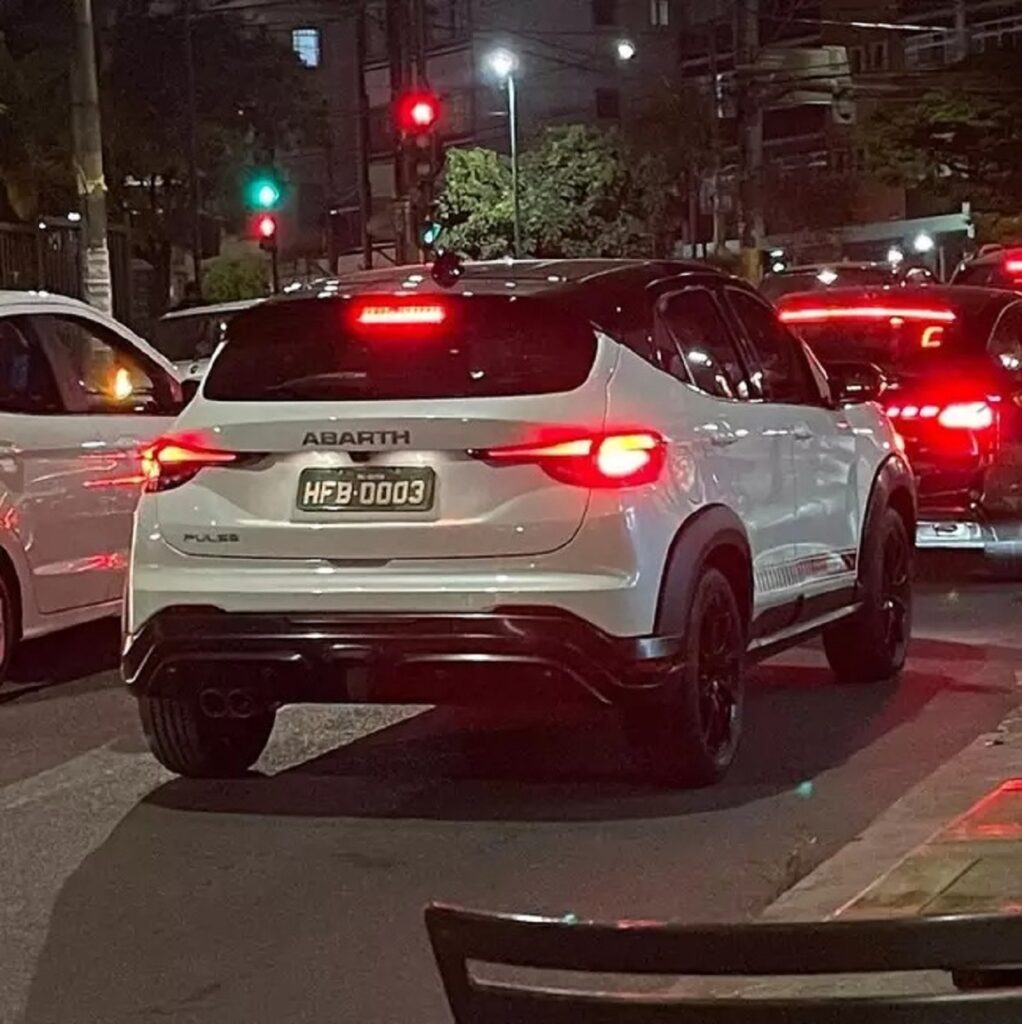 Abarth Pulse: prima immagine dal vivo senza veli [FOTO SPIA]