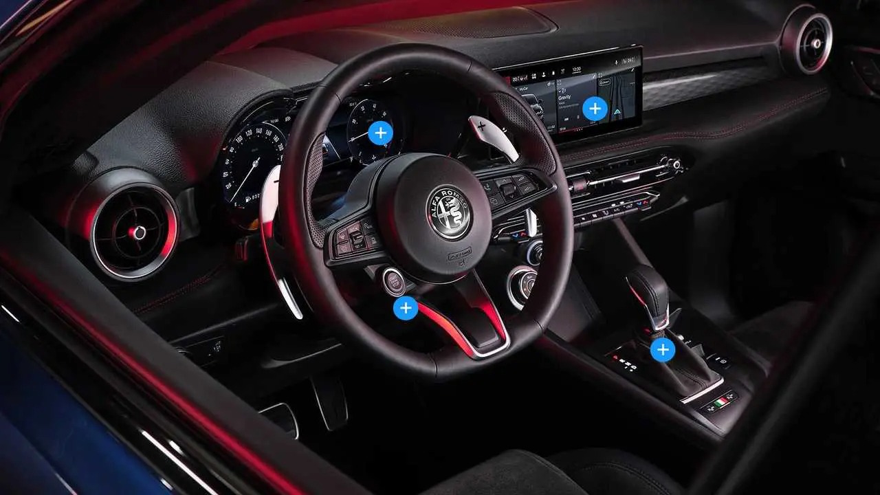 Alfa Romeo: per la qualità il Biscione guarda a Lexus