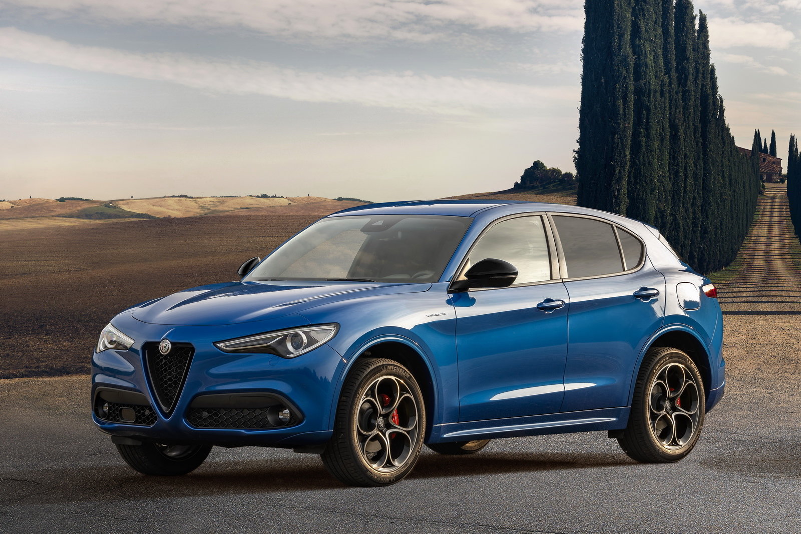 Alfa Romeo Stelvio: da 349 euro al mese a maggio 2022