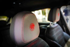 Alfa Romeo Tonale: Alcantara propone una lavorazione inedita e personalizzata