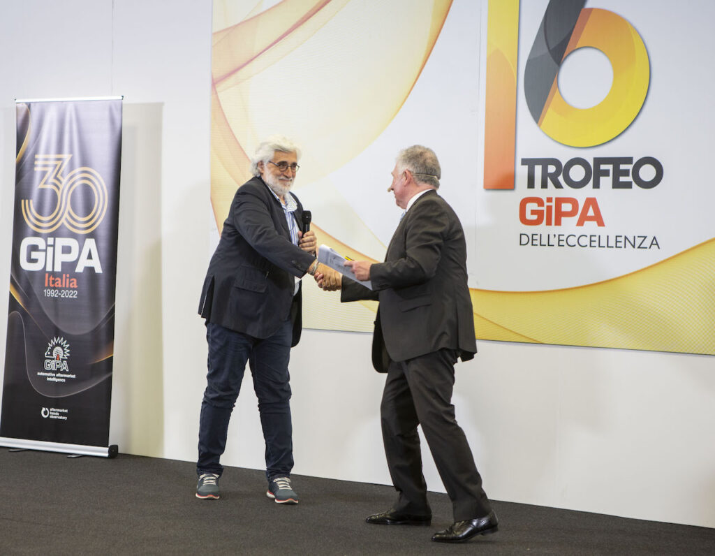 AsConAuto vince il Trofeo dell’Eccellenza GiPA ad Autopromotec 2022