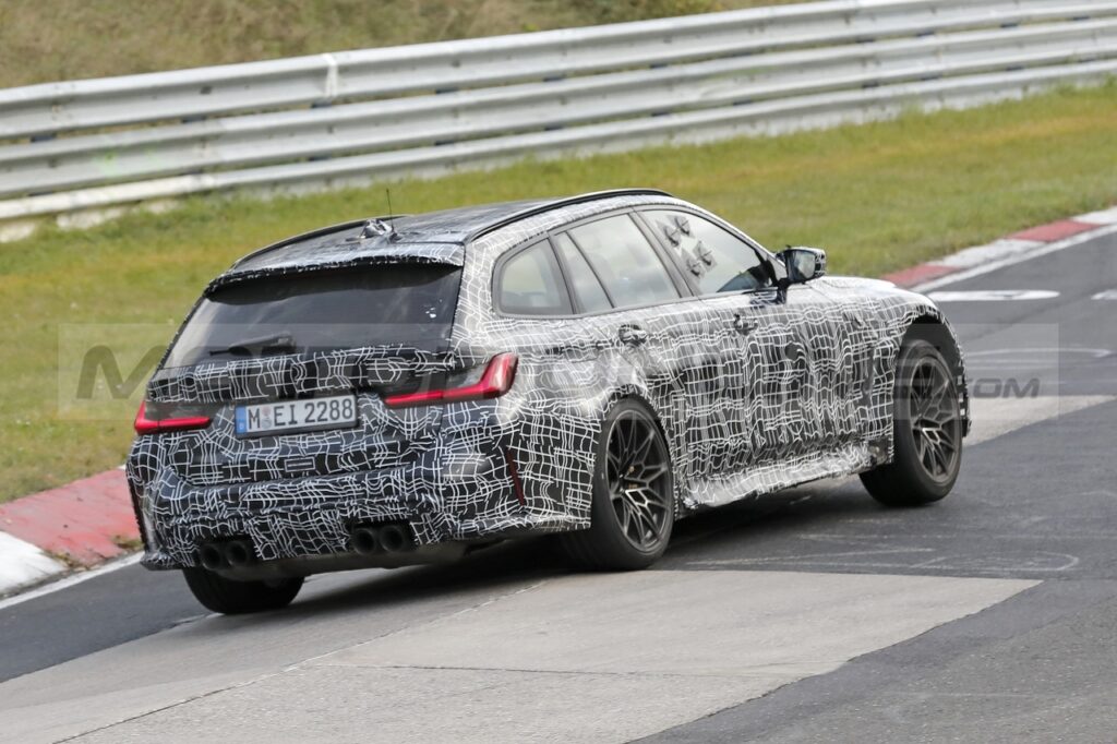 BMW-M3-Touring-2023