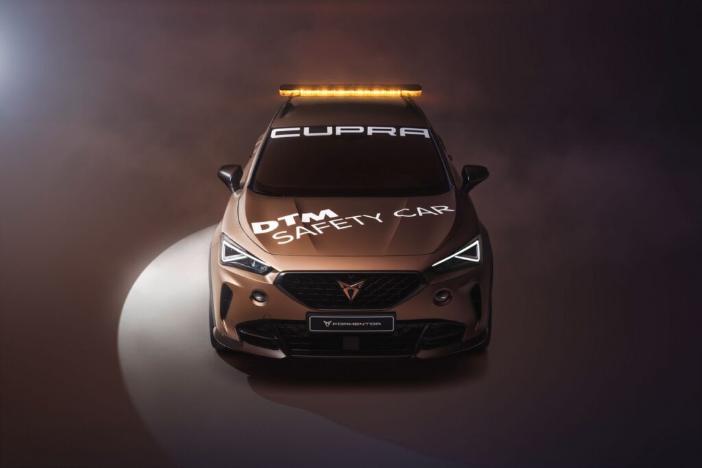 Cupra Formentor VZ5: ecco la nuova safety car DTM modificata da ABT [FOTO e VIDEO]