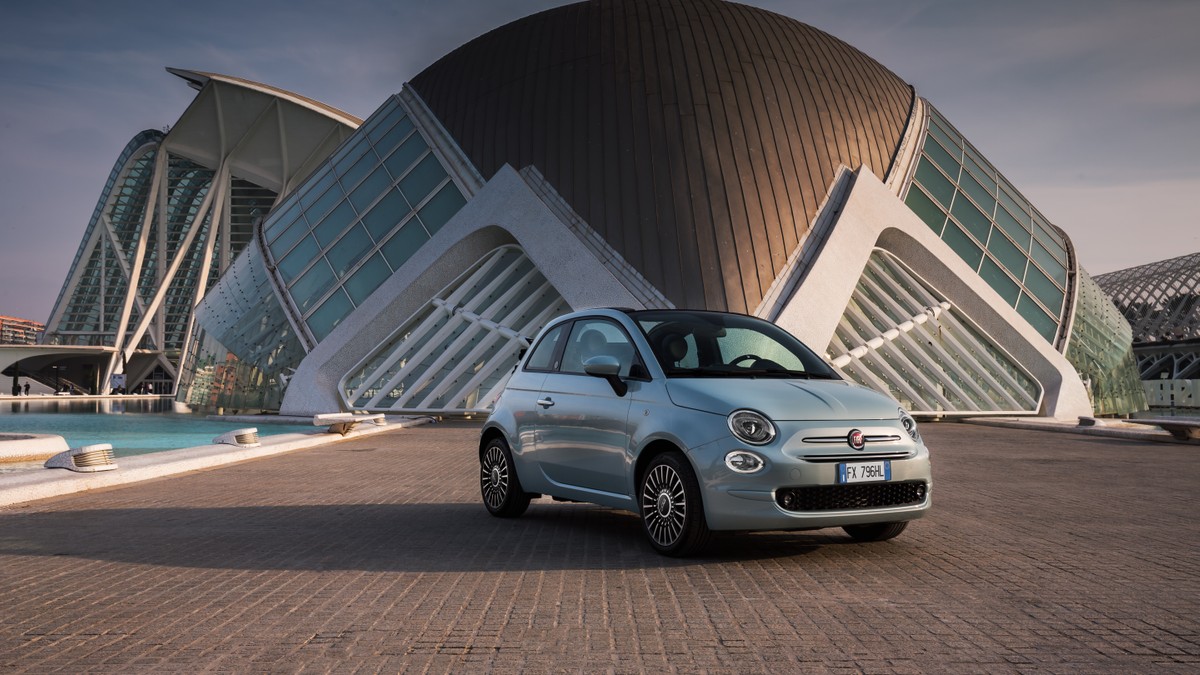 Fiat 500 Hybrid: fino a 6.100 euro di sconto con gli incentivi statali