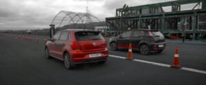 Fiat Punto vs Volkswagen Polo: ecco chi ha vinto la sfida in pista [VIDEO]