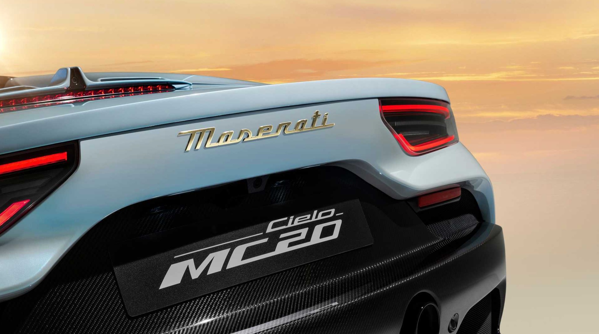 Maserati MC20 Cielo: un video mostra il tetto in azione