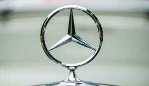 Mercedes punta a diventare il marchio di auto di lusso di maggior valore al mondo