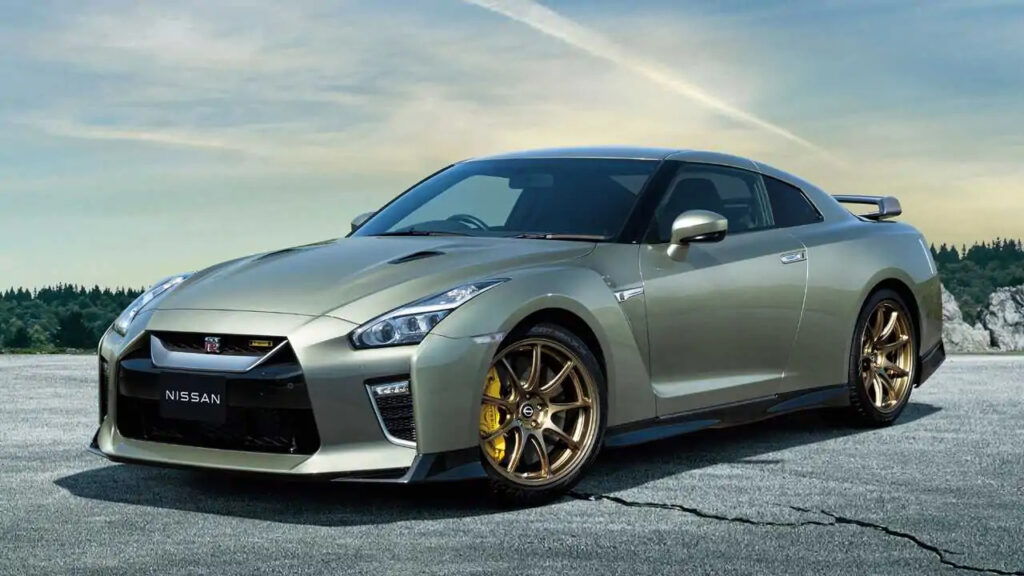 Nissan GT-R: la nuova generazione sarebbe in fase di sviluppo