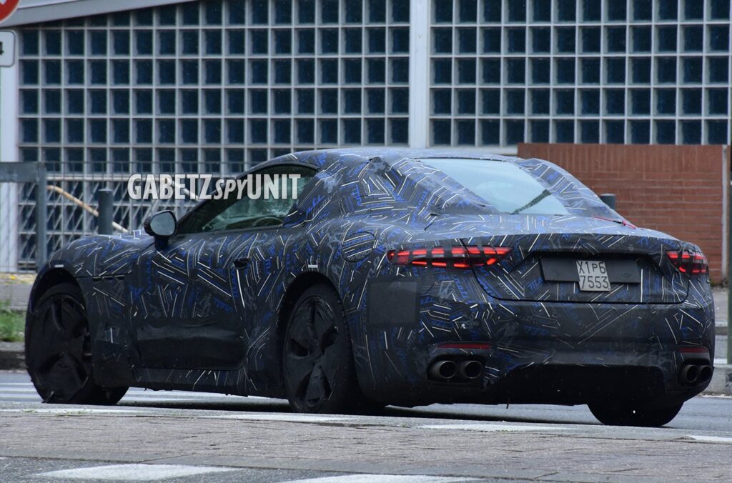 Nuova Maserati GranTurismo Trofeo 1