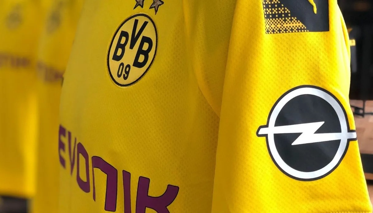 Opel: stop al calcio con l’addio al Borussia Dortmund