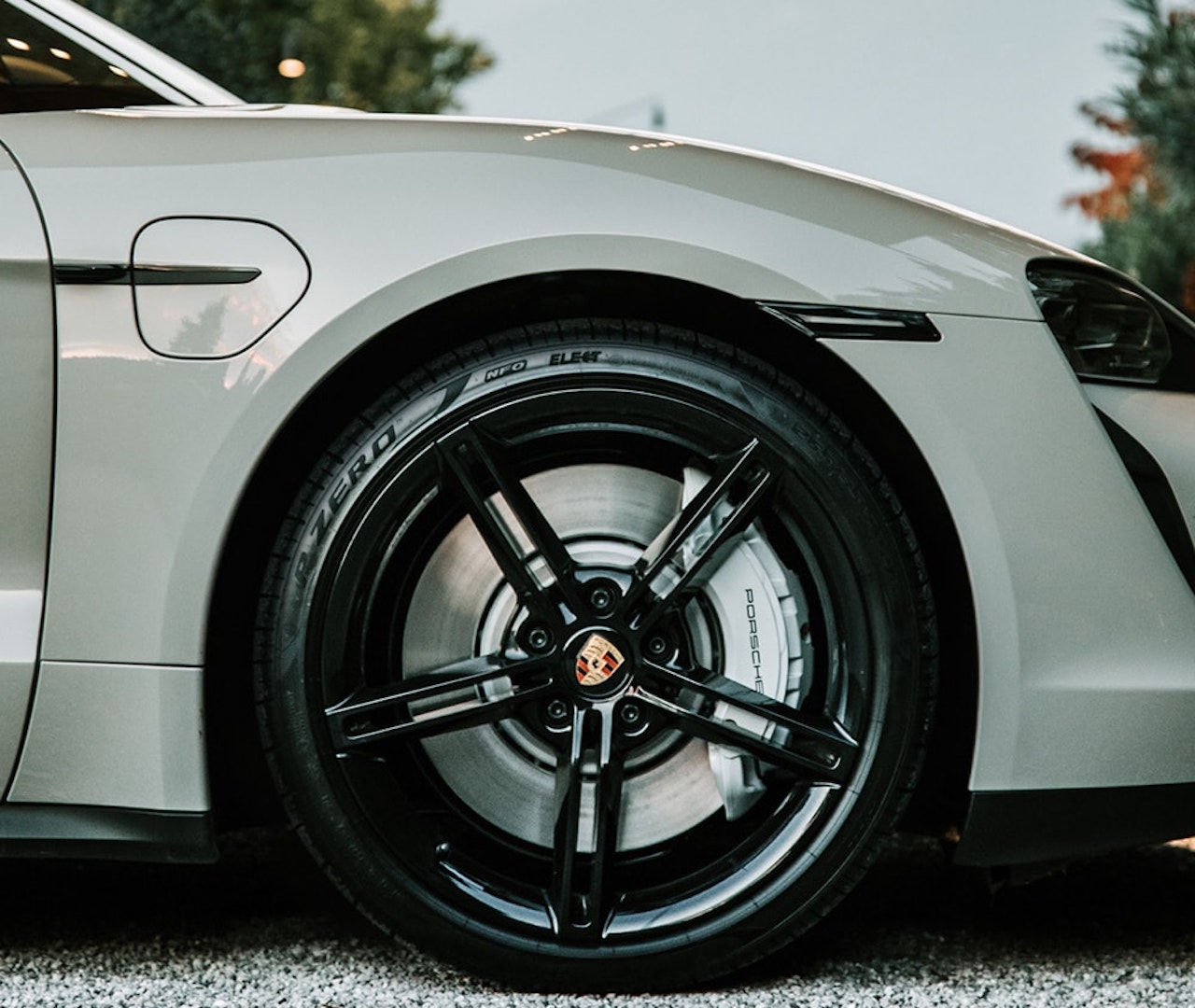 Pirelli: oltre 250 omologazioni di pneumatici totali su auto green