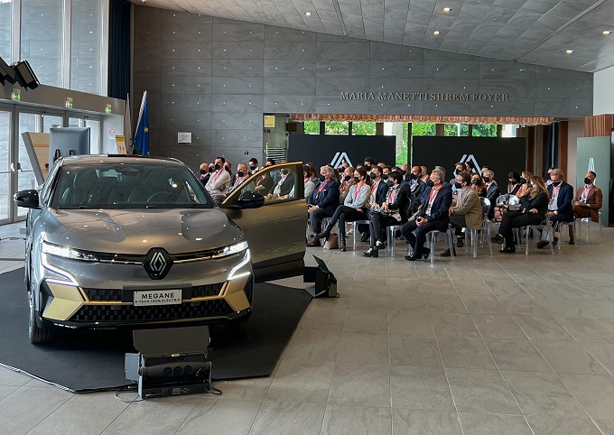 Renault Megane E-Tech Electric: tutto pronto per l’arrivo nelle concessionarie italiane