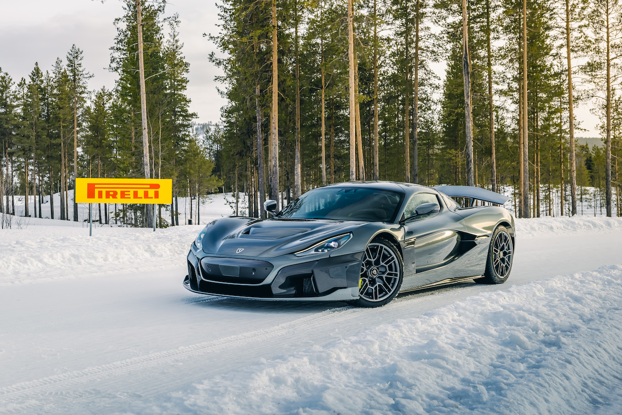 Pirelli Sottozero Center: il proving ground invernale diventa anche estivo