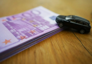 Incentivi auto 2022 in arrivo: ultimi step prima del via agli sconti fra 2.000 e 5.000 euro