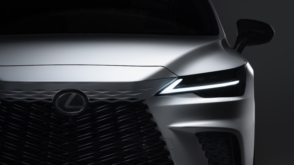 Lexus RX 2023: la nuova generazione sarà presentata il 1° giugno [TEASER]