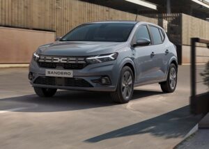 Dacia Sandero 2022: il nuovo look abbraccia la best-seller per la città [FOTO]