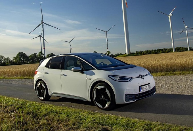 Elli e Mitnetz Strom lanciano un concept per l’integrazione dei veicoli elettrici nella smart grid