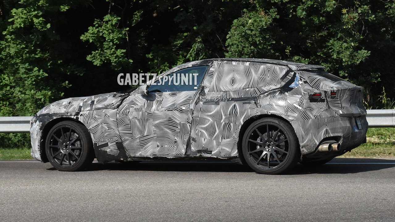 Ferrari Purosangue: il cavallino rampante non imiterà Lamborghini