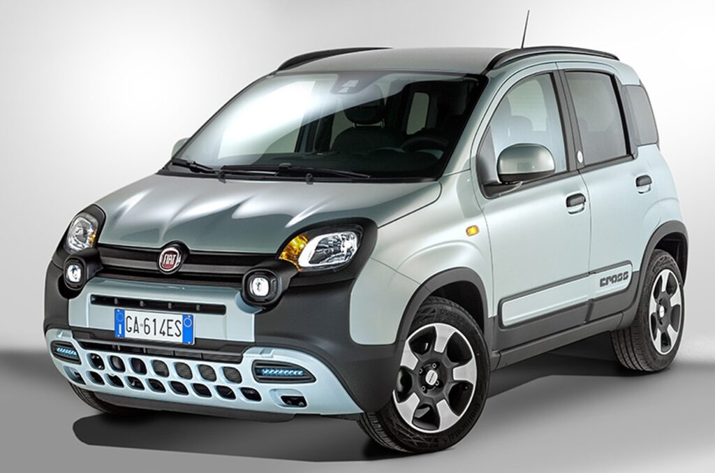 Fiat Panda Hybrid disponibile a noleggio a 169 euro al mese con Movenzia