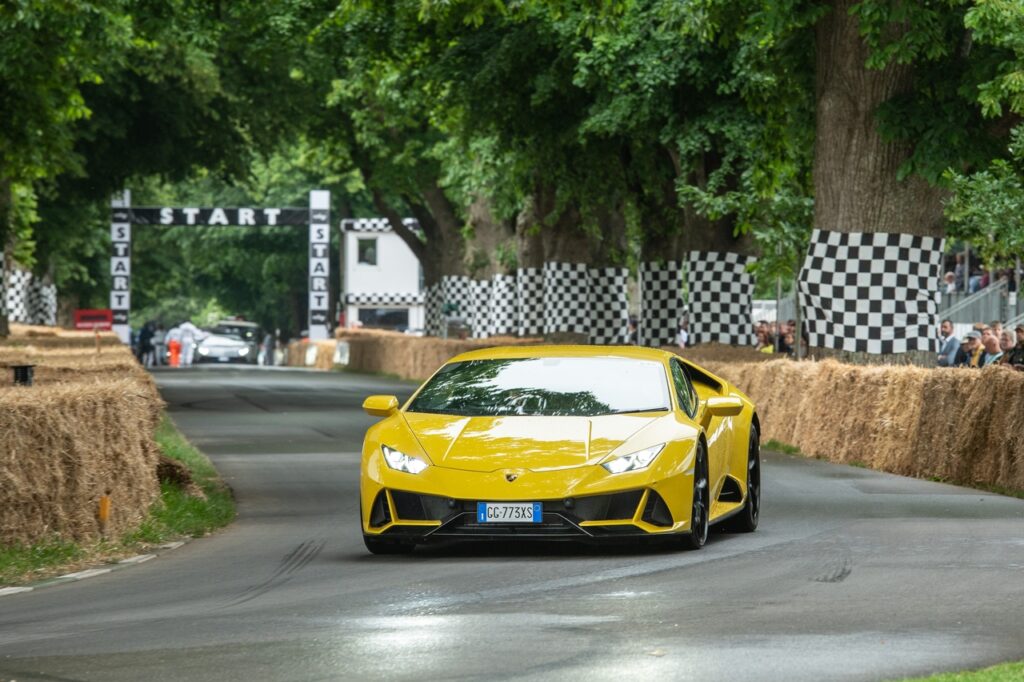 Lamborghini omaggia i suoi motori aspirati al Goodwood Festival of Speed 2022 [FOTO]