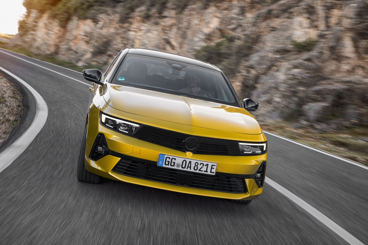 Nuova Opel Astra: tanti miglioramenti a bordo grazie alla piattaforma Snapdragon