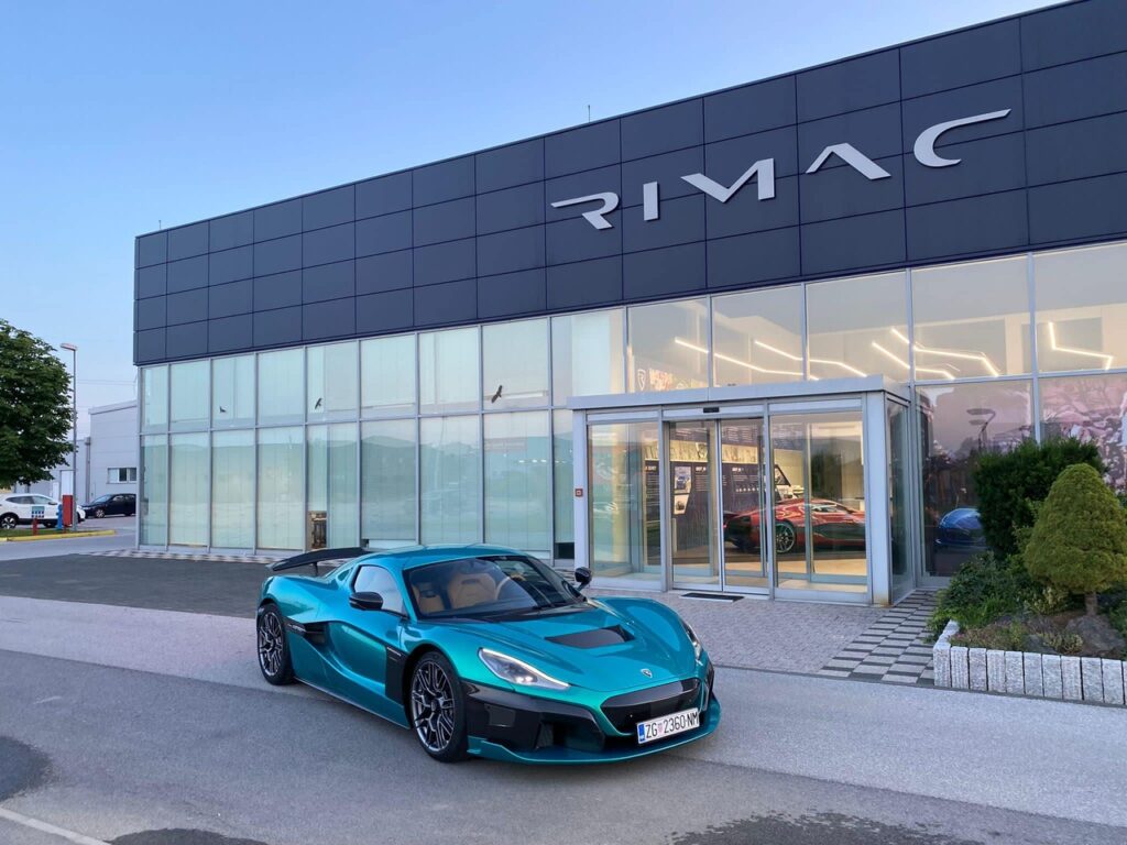 Rimac Nevera: ecco le foto del primo esemplare immatricolato