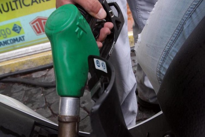 Prezzi carburanti ancora in rialzo, il taglio delle accise potrebbe salire a 35 centesimi