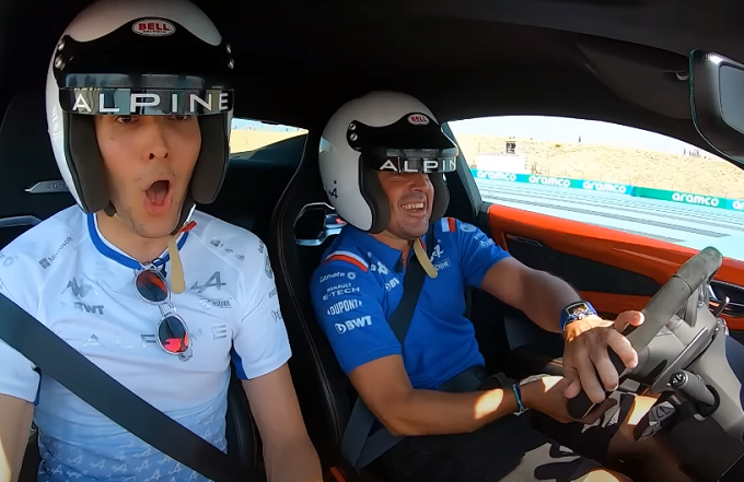 Alpine A110 S: Alonso e Ocon si divertono sul circuito Paul Ricard [VIDEO]