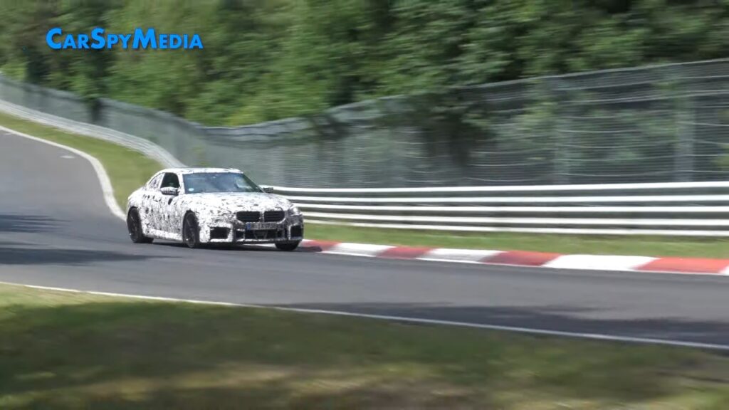 BMW M2 2023: proseguono i collaudi sul circuito del Nurburgring [VIDEO SPIA]