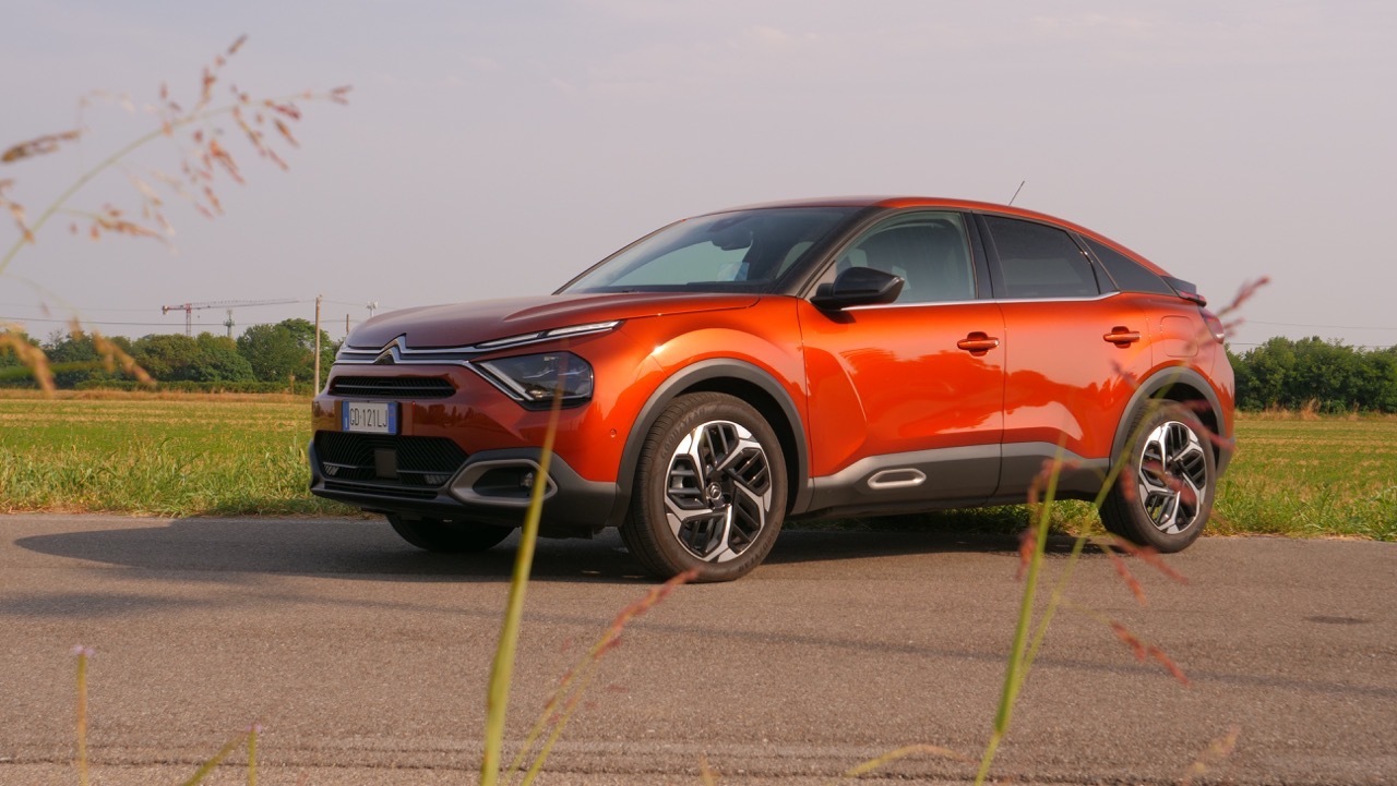 Citroen C4 2022: tutte le caratteristiche del crossover di nuova generazione