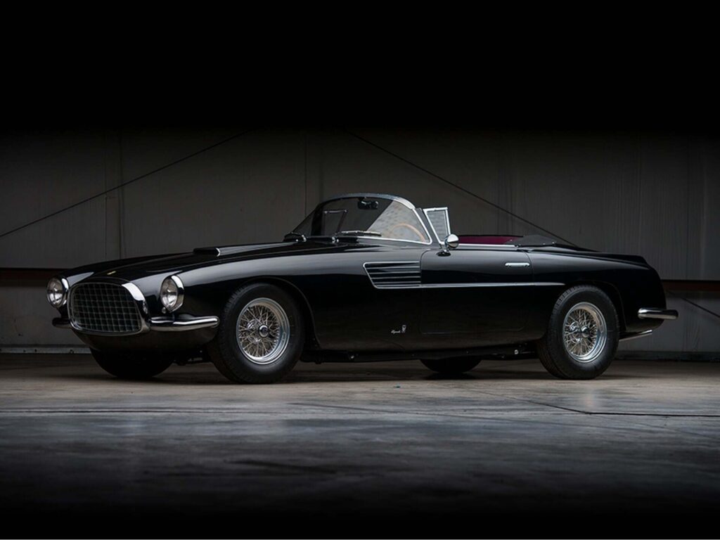 Ferrari 375 America Vignale Cabriolet: one-off del 1954 attesa all’asta [FOTO]