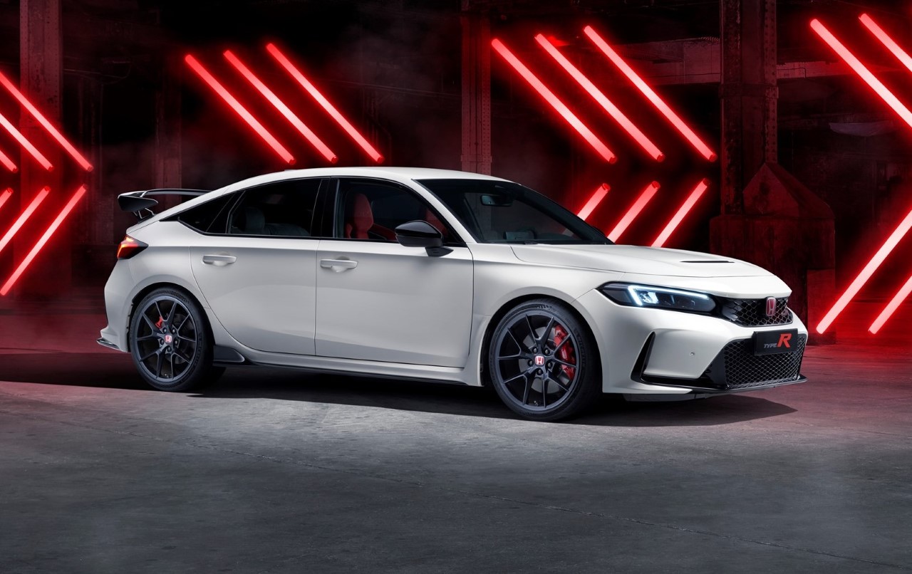 Honda Civic Type R 2023 potrebbe sviluppare 330 CV secondo una brochure