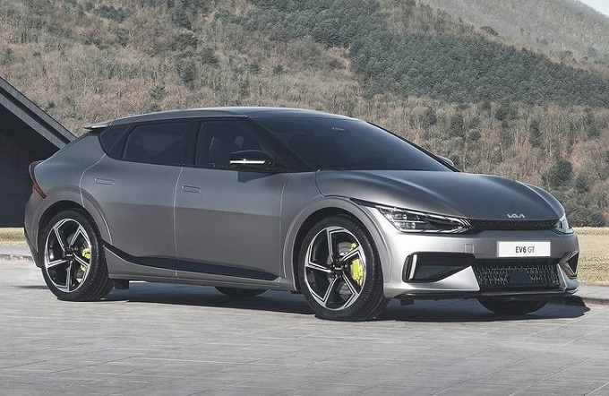 Kia EV6 GT: le prestazioni diventano da supercar, le emissioni di CO2 rimangono a zero [10 COSE DA SAPERE]