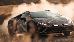 Lamborghini Huracan Sterrato: primo assaggio ufficiale della vettura off-road [FOTO e VIDEO]