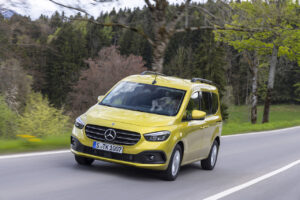 Mercedes Classe T riceve cinque stelle nei test Euro NCAP [VIDEO]