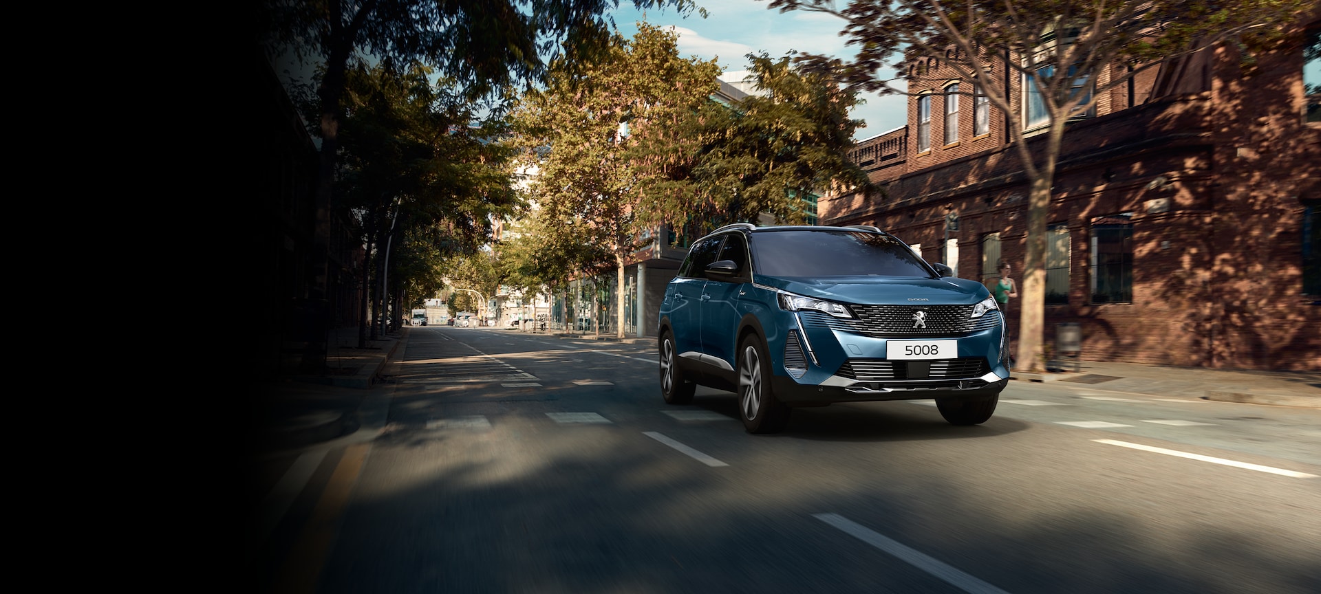 Peugeot 5008: a luglio in promozione da 399 euro al mese