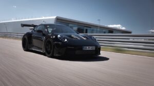Nuova Porsche 911 GT3 RS: presentazione confermata per il 17 agosto