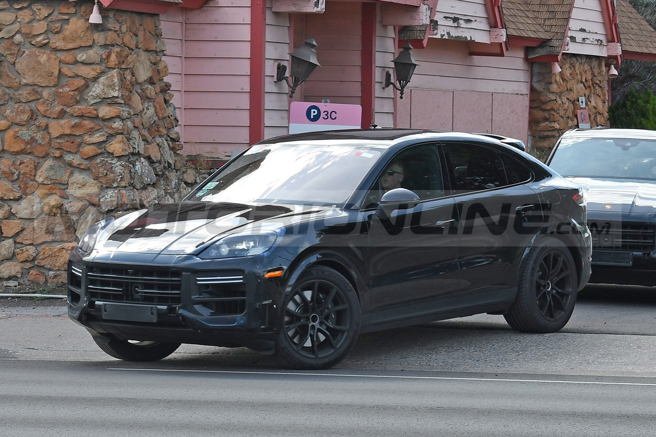 Porsche Cayenne Coupe 2023 - Foto Spia 28-07-2022
