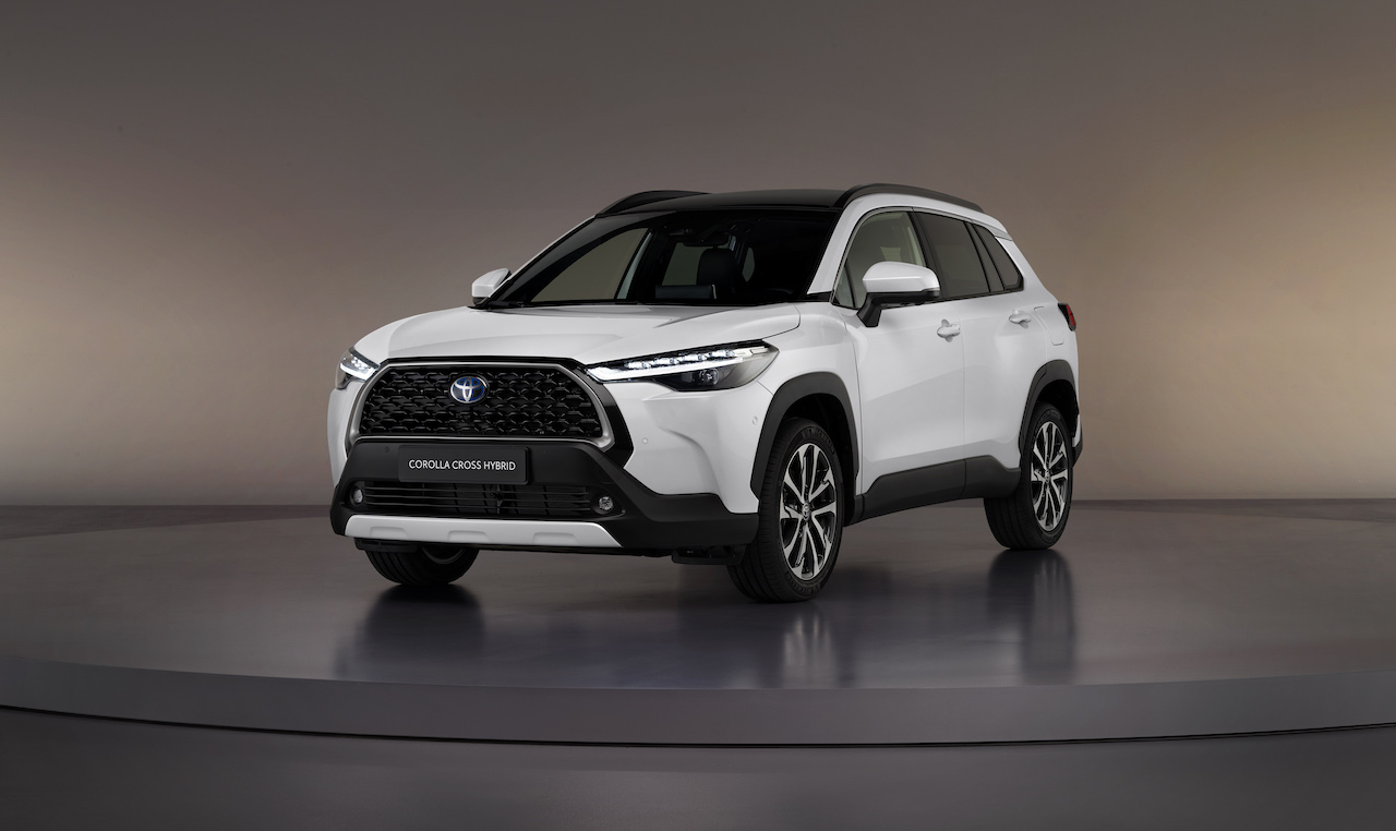Toyota Corolla Cross 2022: via agli ordini, a partire da 38.000 euro