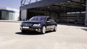 Volkswagen Phaeton: la berlina di lusso compie 20 anni