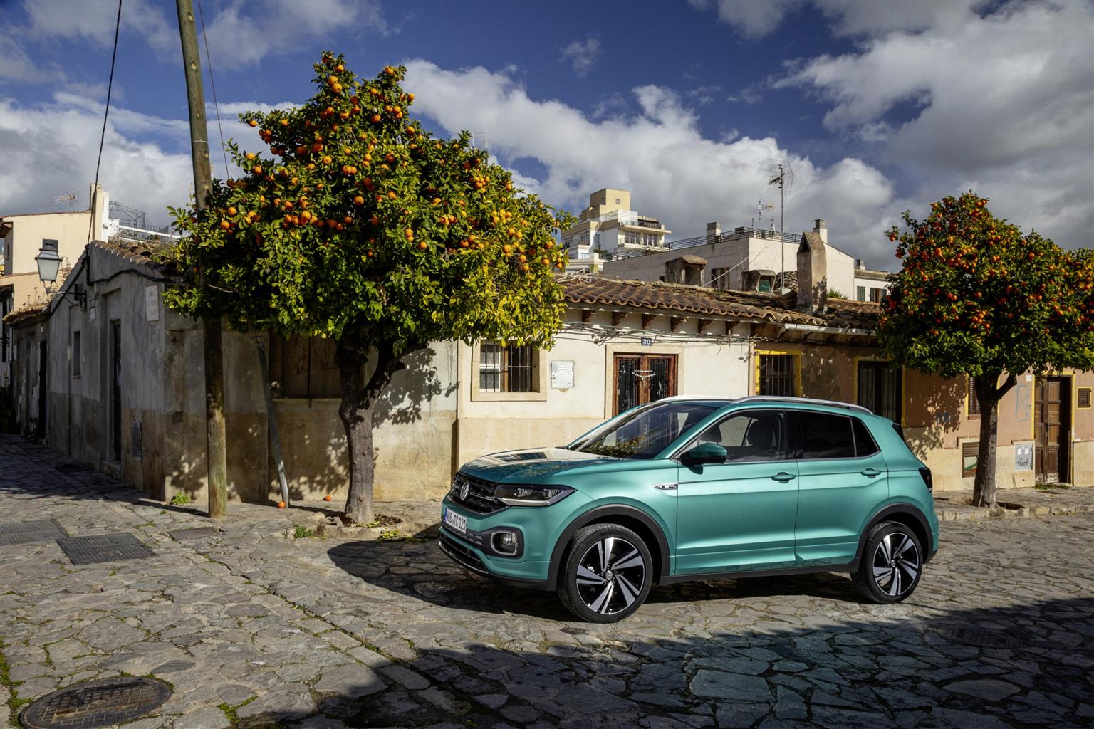 Volkswagen T-Cross 2022: tutte le caratteristiche del SUV urbano