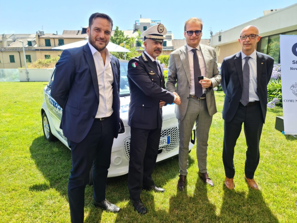 Tre Smart elettriche per la Polizia Locale di Genova e il centro storico