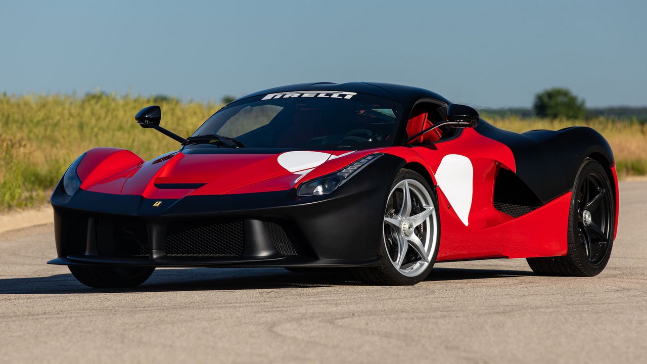 Ferrari LaFerrari: tre prototipi andranno all’asta a Monterey