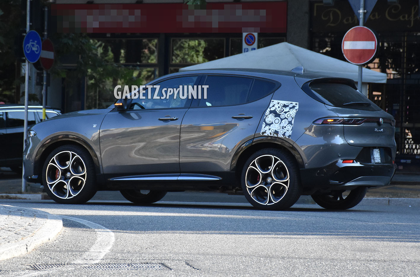 Alfa Romeo Tonale PHEV: avvistato il prototipo [FOTO SPIA]