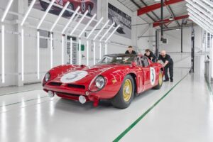 Bizzarrini 5300 GT Corsa: consegnato il primo esemplare revival [FOTO]