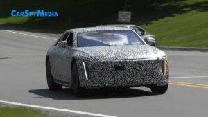 Cadillac Celestiq 2024: ecco il primo prototipo avvistato su strada [VIDEO SPIA]