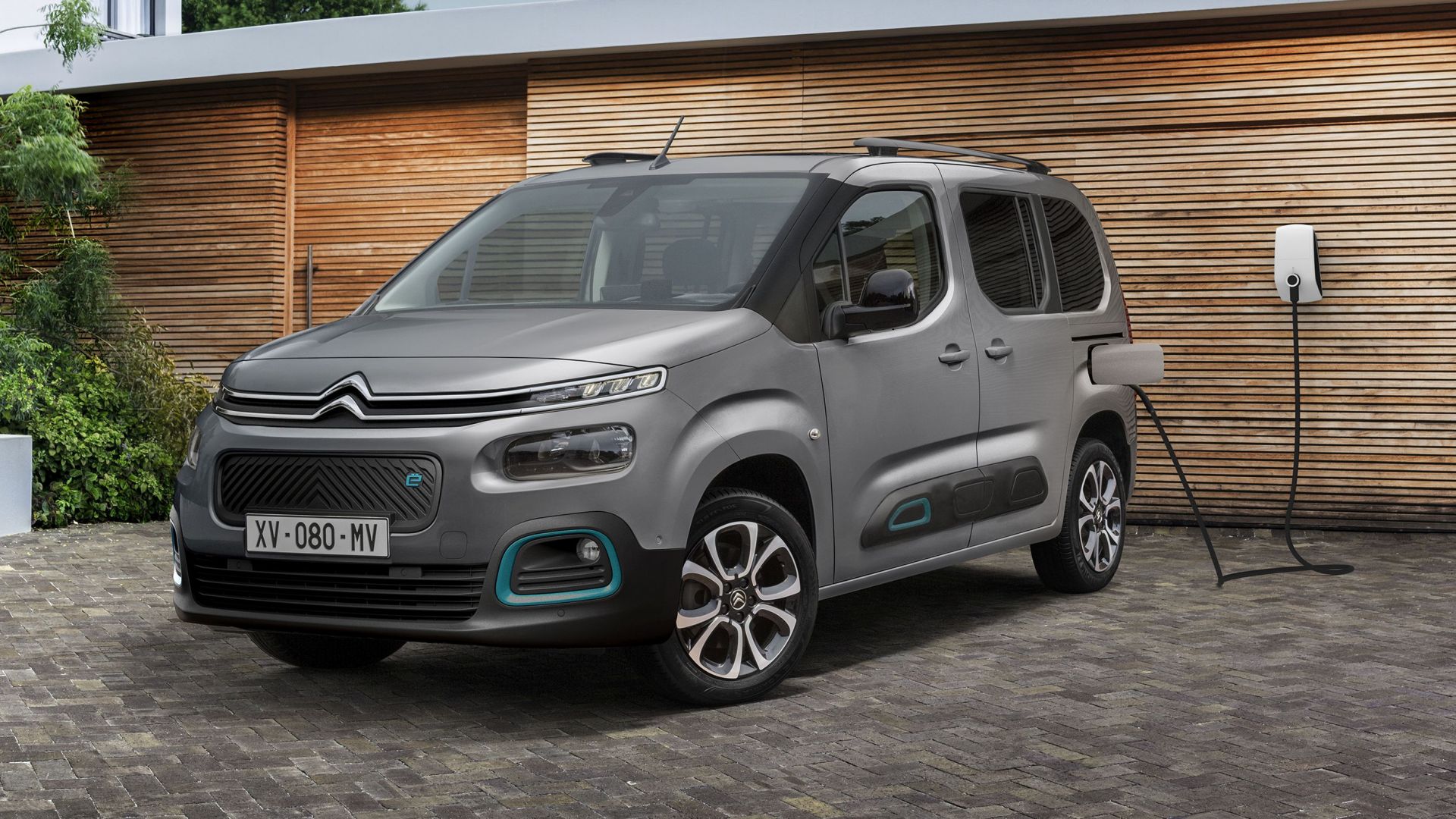 Citroen e-Berlingo: ad agosto in promozione da 200 euro al mese